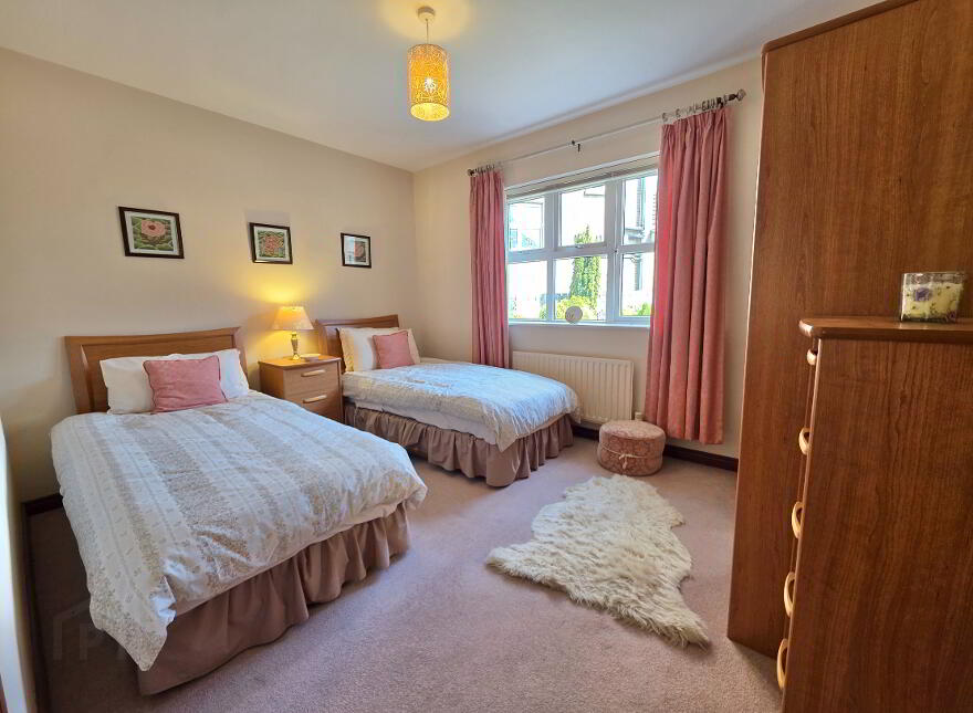 43 Beechcroft, (off Semicock Road), Ballymoney, BT53 6NF