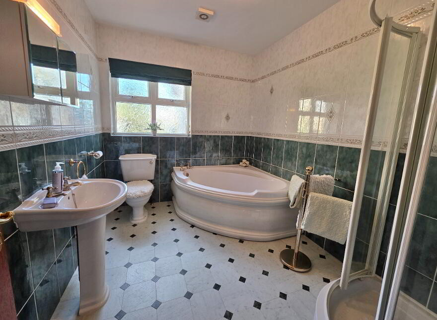 43 Beechcroft, (off Semicock Road), Ballymoney, BT53 6NF