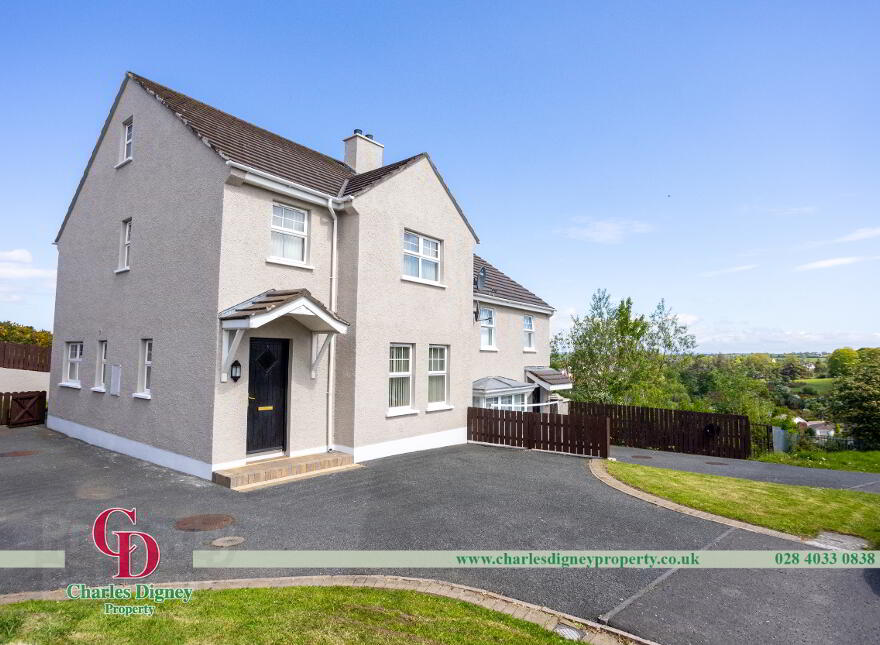 24 Crieve Heights, Newry, BT34 2FD photo