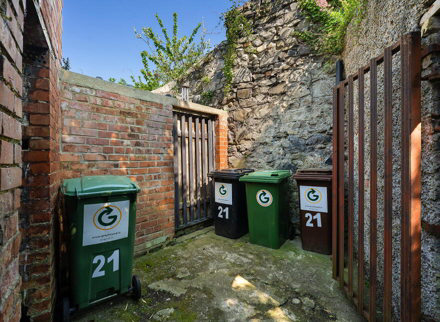Pre 63′ At 21 Main Street, Chapelizod, Dublin, D20NA07