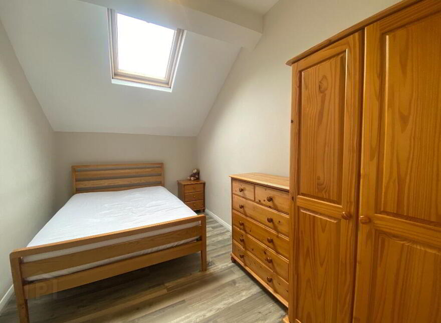 4, 47 Ulsterville Avenue, Belfast, BT9 7AT