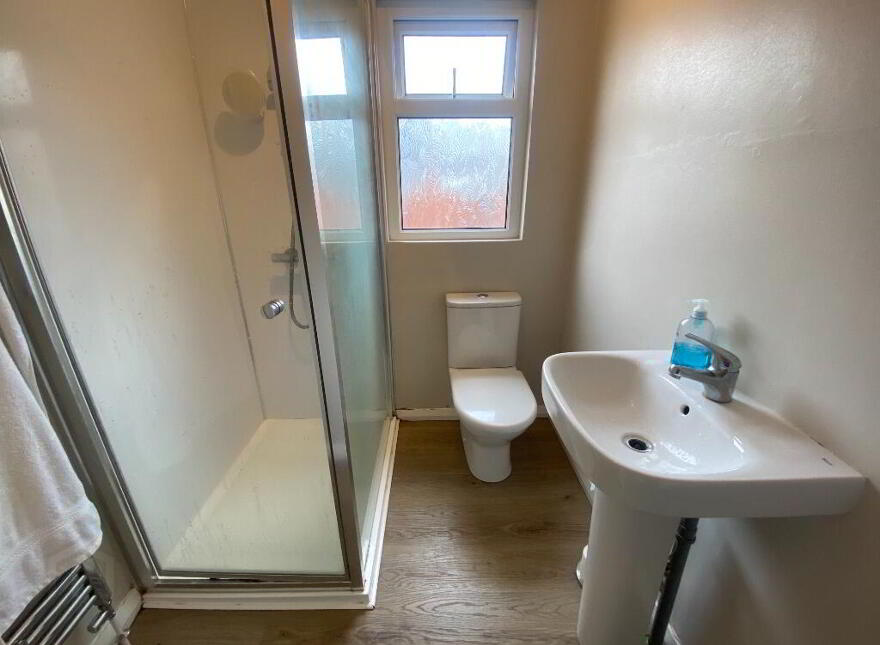 4, 47 Ulsterville Avenue, Belfast, BT9 7AT