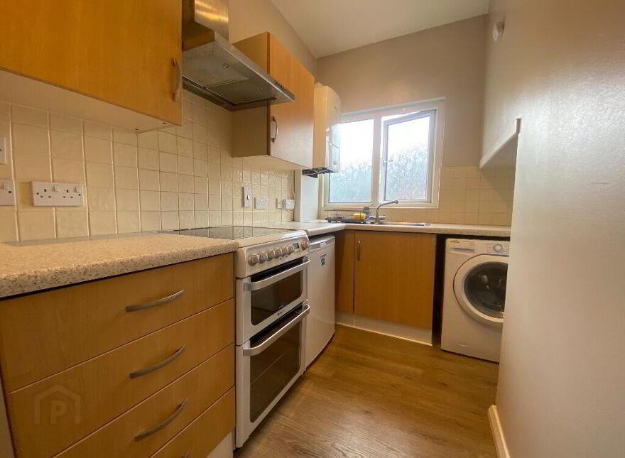 4, 47 Ulsterville Avenue, Belfast, BT9 7AT