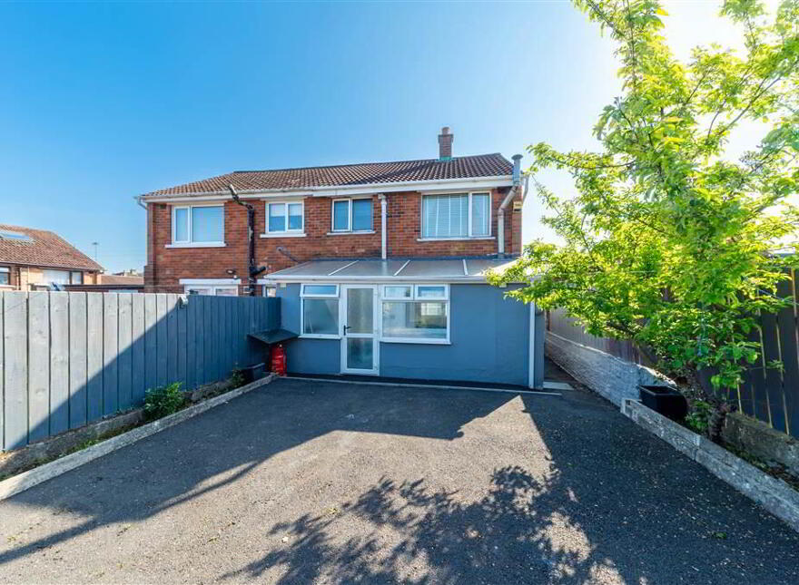 2 The Laurels, Finaghy, Belfast, BT10 0FQ