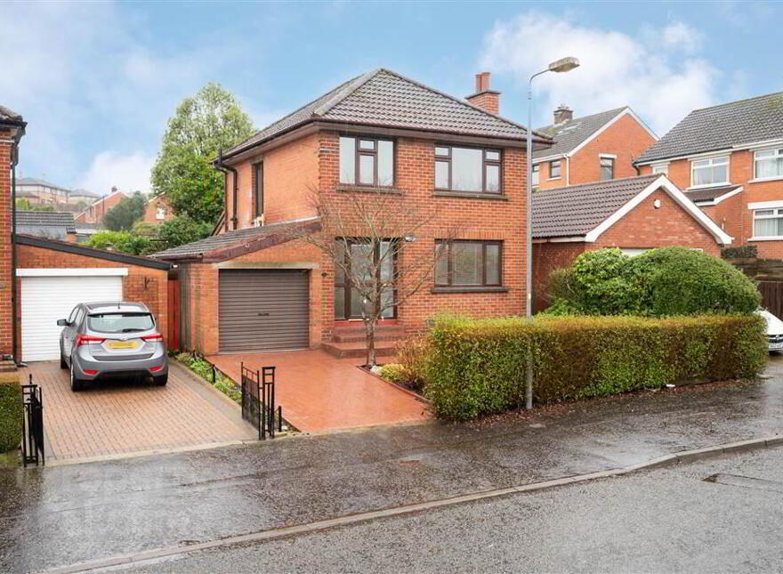 1 Mount Regan Avenue, Dundonald, Belfast, BT16 1JA photo