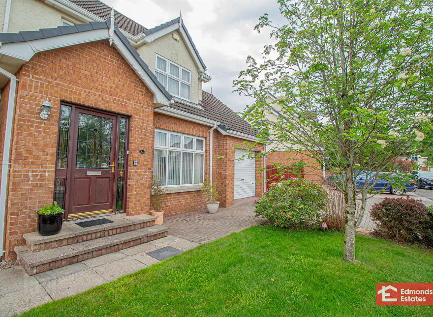 52 Tullymore Dale, Broughshane, Ballymena, BT43 7TD