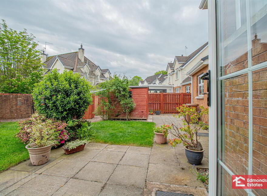 52 Tullymore Dale, Broughshane, Ballymena, BT43 7TD