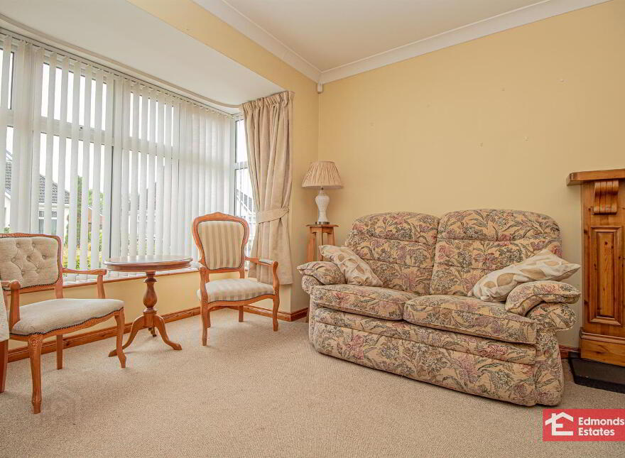 52 Tullymore Dale, Broughshane, Ballymena, BT43 7TD