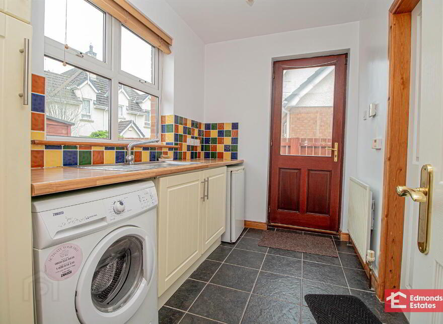 52 Tullymore Dale, Broughshane, Ballymena, BT43 7TD