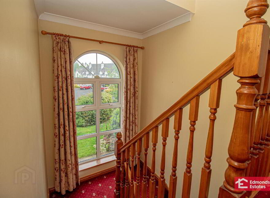 52 Tullymore Dale, Broughshane, Ballymena, BT43 7TD