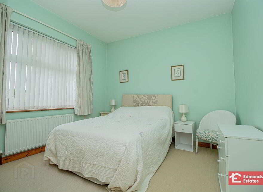 52 Tullymore Dale, Broughshane, Ballymena, BT43 7TD