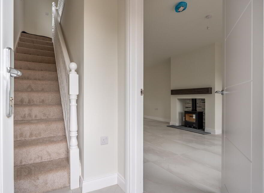 Semi Detached, Hazelgrove Avenue, Belfast Road, Lurgan, BT66 7TF