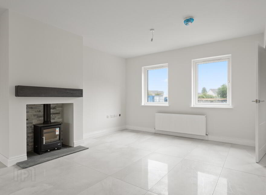 Semi Detached, Hazelgrove Avenue, Belfast Road, Lurgan, BT66 7TF