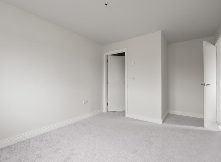 Semi Detached, Hazelgrove Avenue, Belfast Road, Lurgan, BT66 7TF
