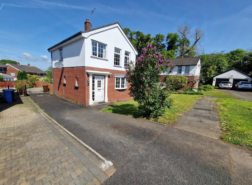 36 Oakglen, Antrim, BT41 1JR photo