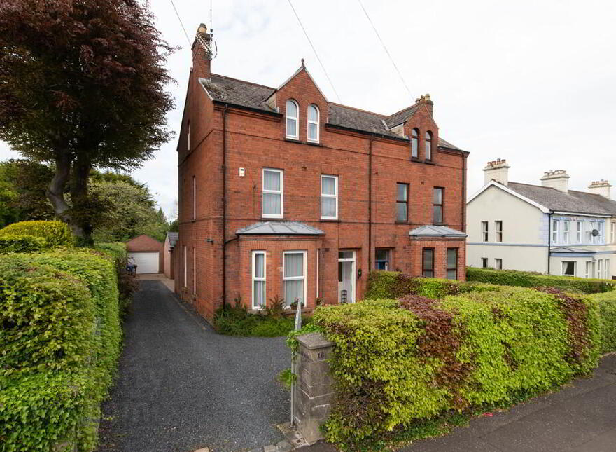 16 Downview Avenue, Belfast, BT15 4EZ photo
