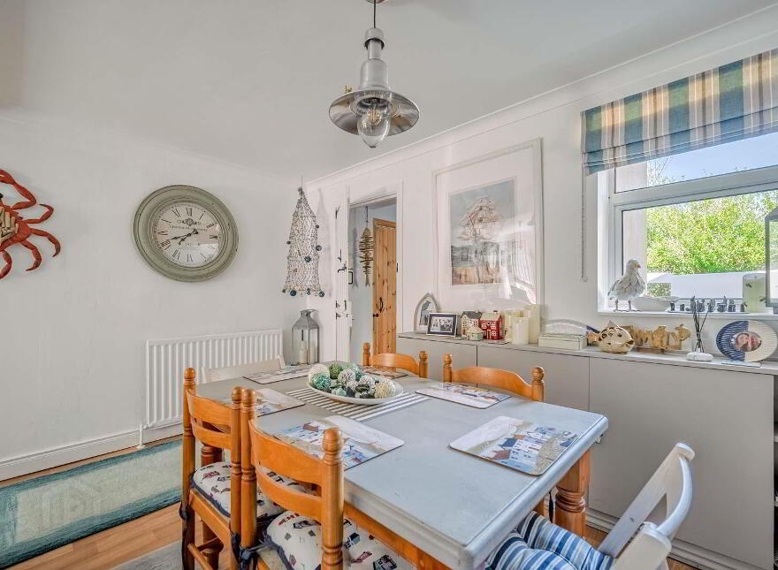 Breeze Cottage, 17 High Street, Ballyhalbert, BT22 1BL