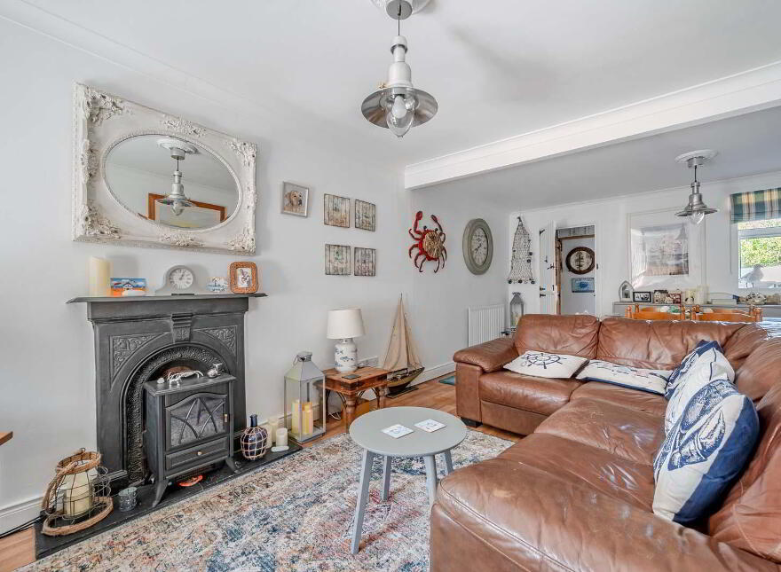 Breeze Cottage, 17 High Street, Ballyhalbert, BT22 1BL