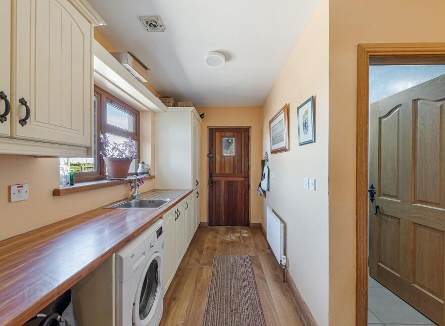 10 Upper Ballygelagh Road, Ardkeen, Newtownards, BT22 1JH