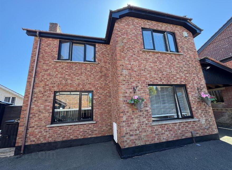 4 Sandyholme Way, Antrim Road, Newtownabbey, BT36 5BH photo