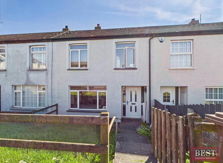 52 Lassara Heights, Warrenpoint, Newry, BT34 3PG photo