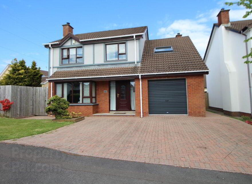 45 Broadlands, Carrickfergus, BT38 7BL photo