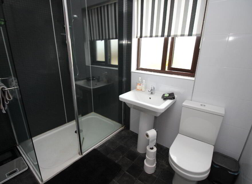 45 Broadlands, Carrickfergus, BT38 7BL