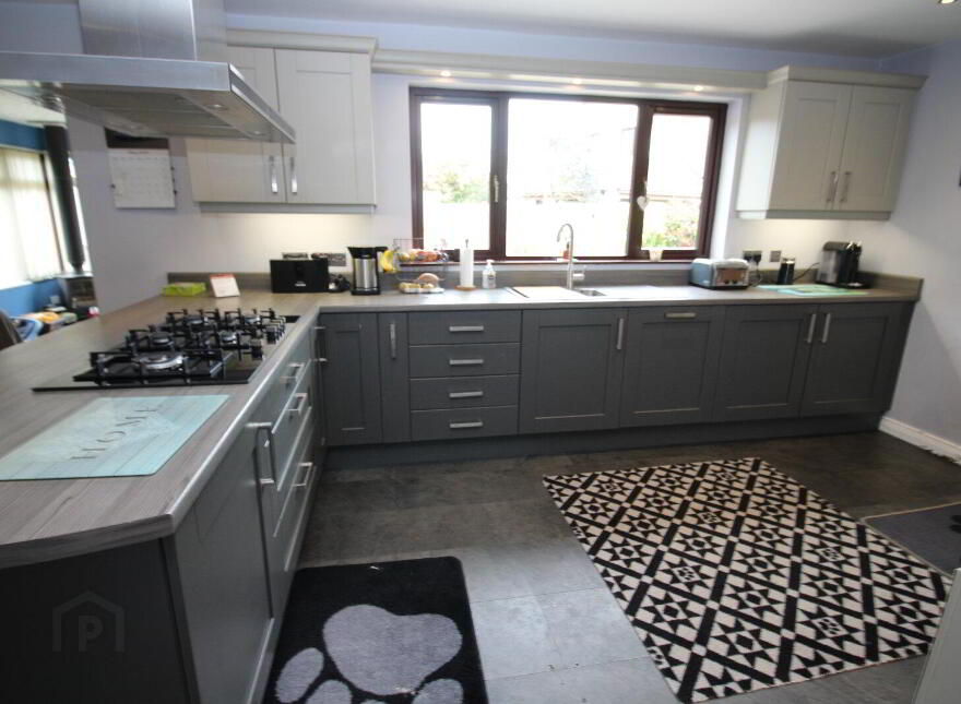 45 Broadlands, Carrickfergus, BT38 7BL