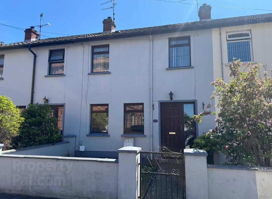 3 Victoria Gardens, Lurgan, Craigavon, BT67 9AZ photo