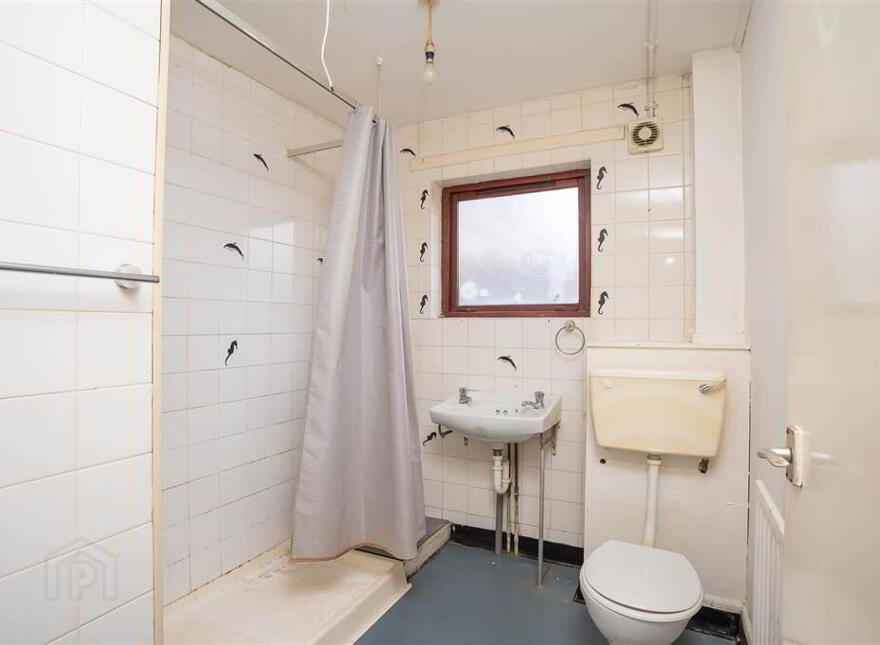 2 Stanfield Place, Belfast, BT7 2DT