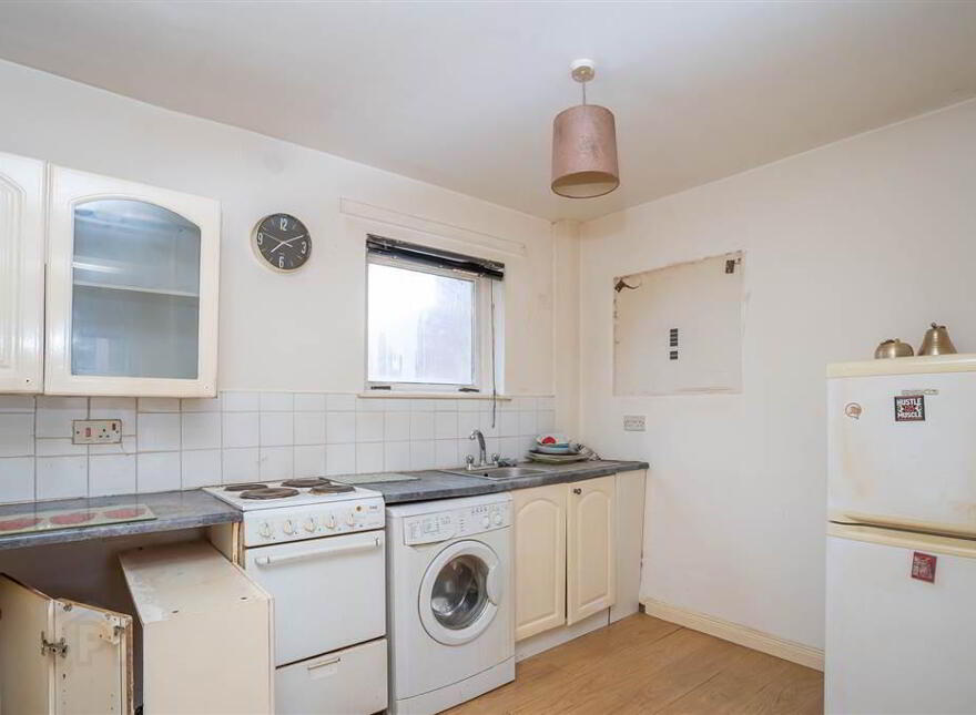 2 Stanfield Place, Belfast, BT7 2DT