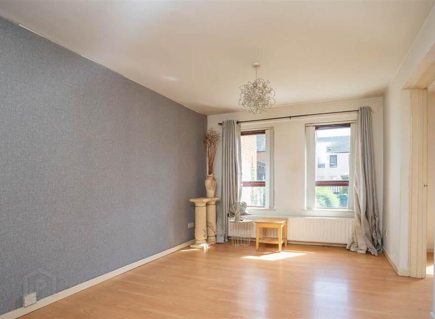 2 Stanfield Place, Belfast, BT7 2DT