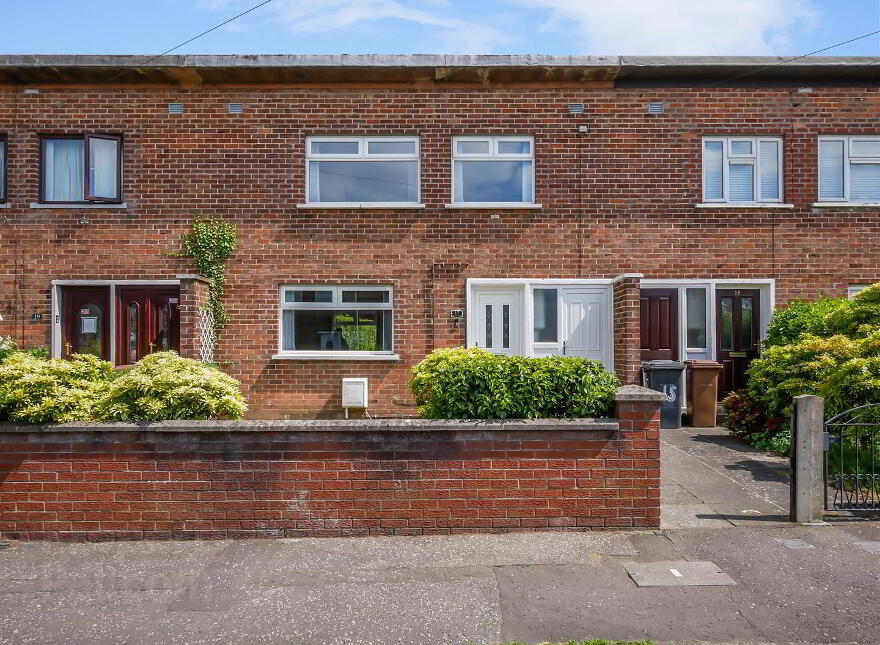 17 Killagan Bend, Cregagh, Belfast, BT6 0DU photo