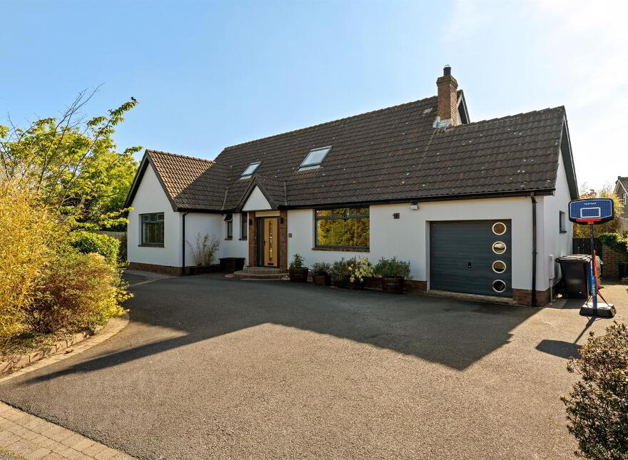 1 Hawe Park, Bangor, BT19 6XL photo