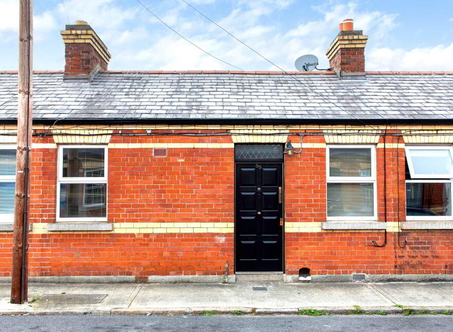85 Pembroke Cottages, Donnybrook, Dublin, D04X9V9 photo