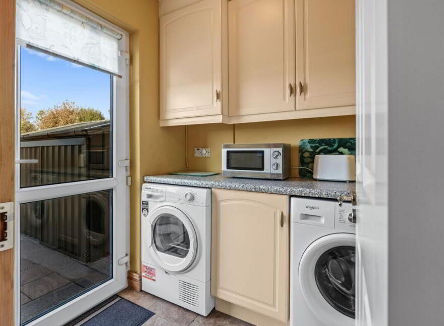 34 Rose Lawn, Ballinacurra, Midleton