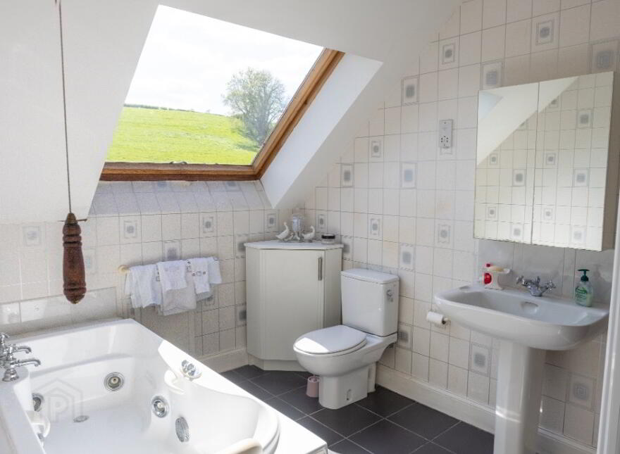 104 Belfast Road, Newry, BT34 1QH