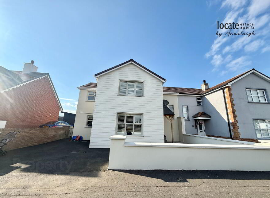 35 Gortin Manor, Newbuildings, L'Derry, BT47 2TF photo