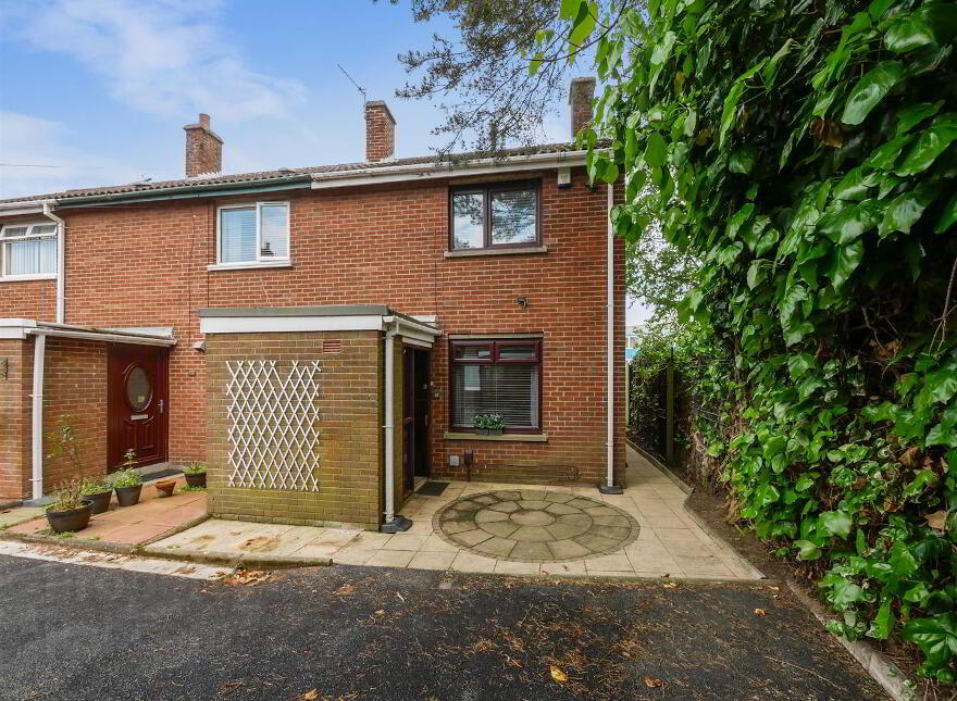 66 Ladas Way, Off Ladas Drive, Belfast, BT6 9ND photo
