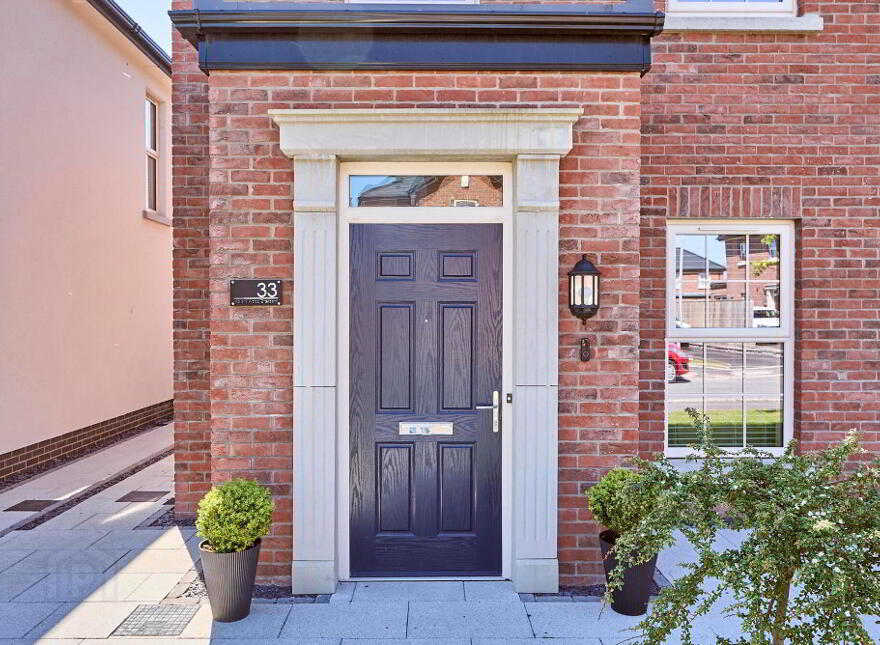 33 Helens Wood Crescent, Bangor, BT19 1FE