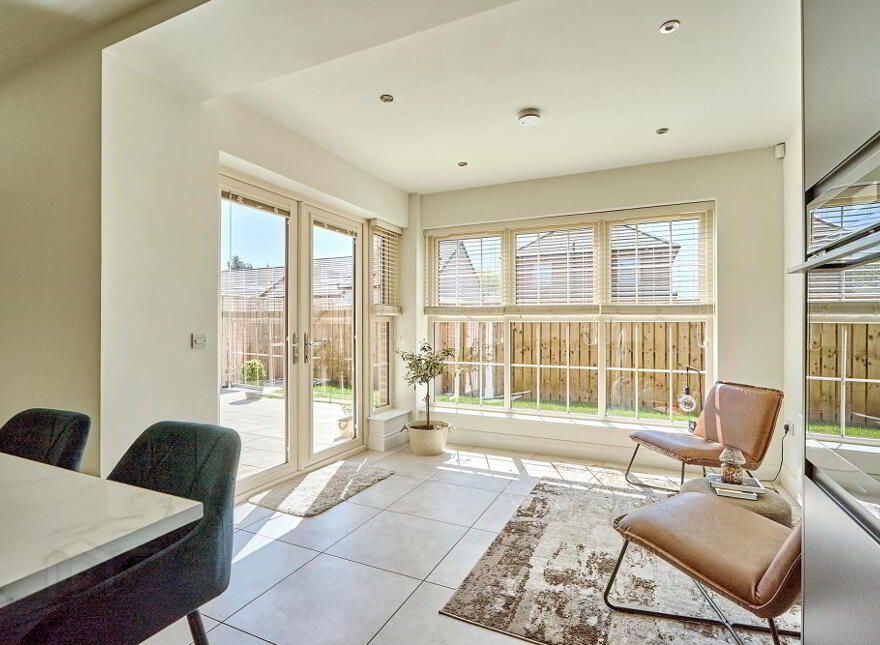 33 Helens Wood Crescent, Bangor, BT19 1FE