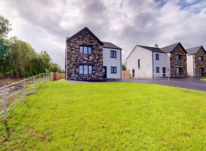 Drumlaghy Court, 3 Marble Arch Road, Florencecourt, Enniskillen, BT92 1FL