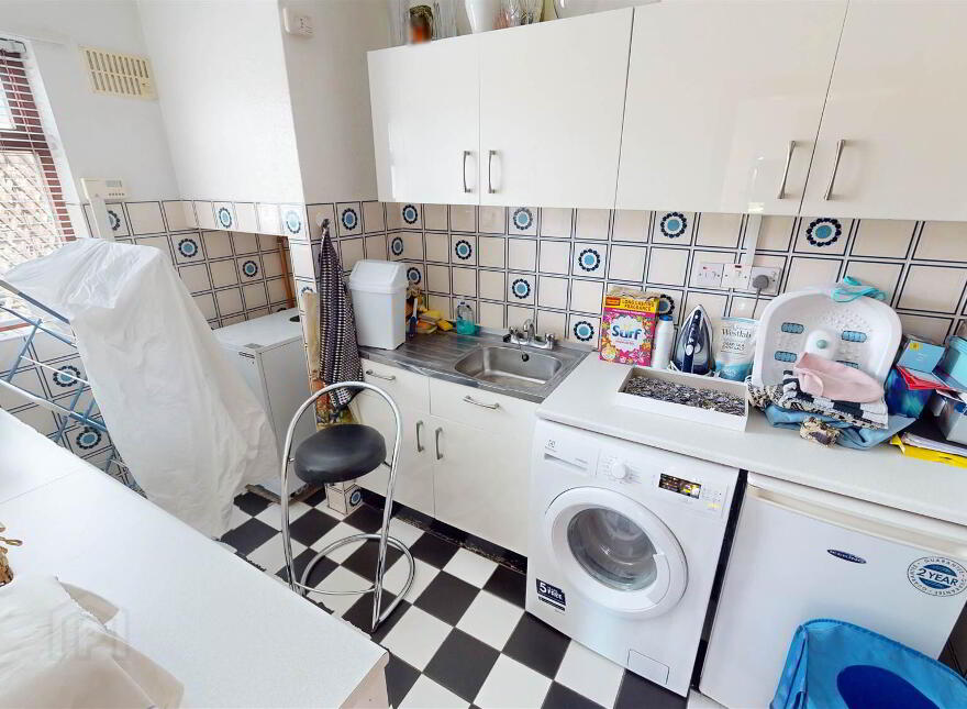 6 Whinney Hill, Lisburn, BT28 3UZ