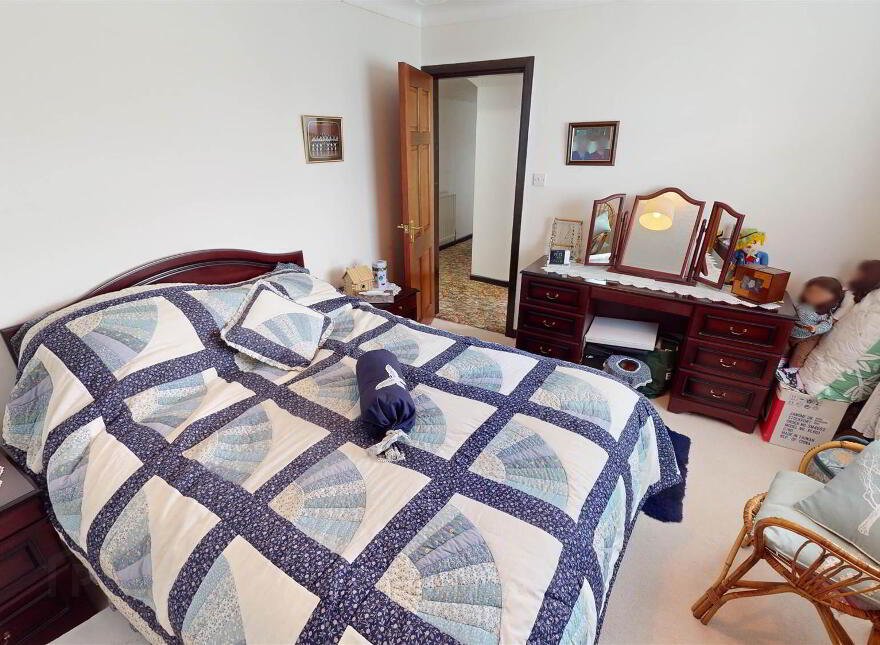 6 Whinney Hill, Lisburn, BT28 3UZ