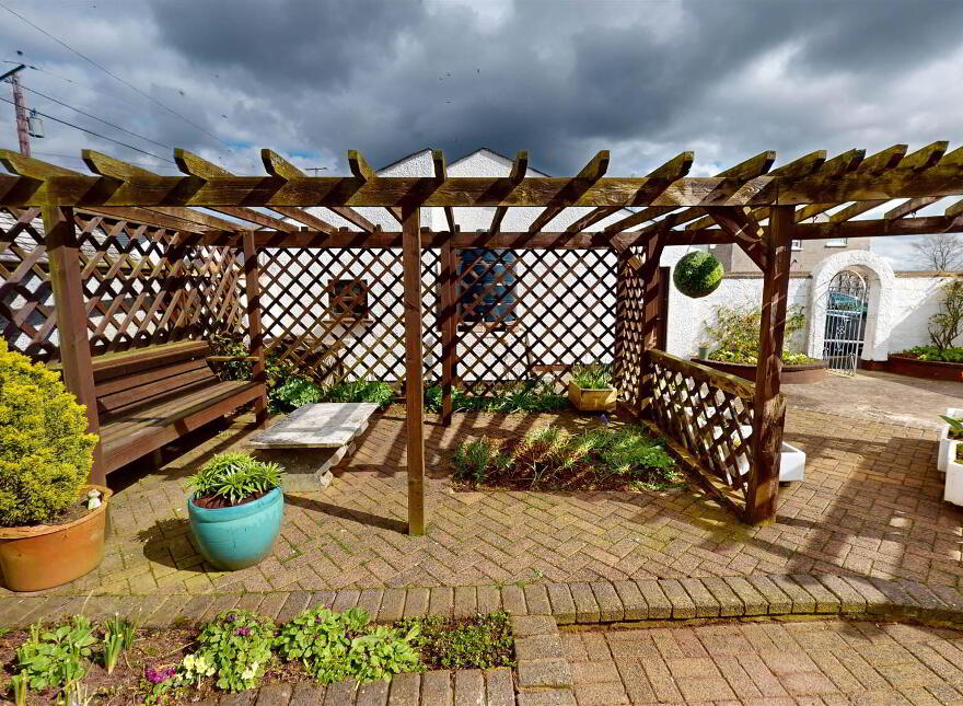 6 Whinney Hill, Lisburn, BT28 3UZ