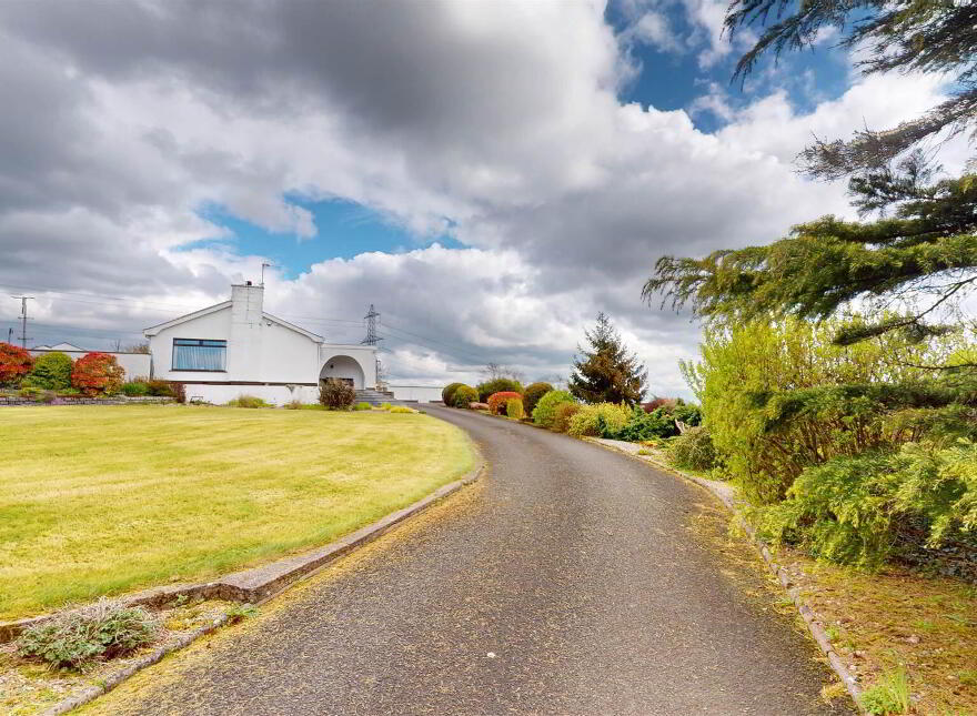 6 Whinney Hill, Lisburn, BT28 3UZ