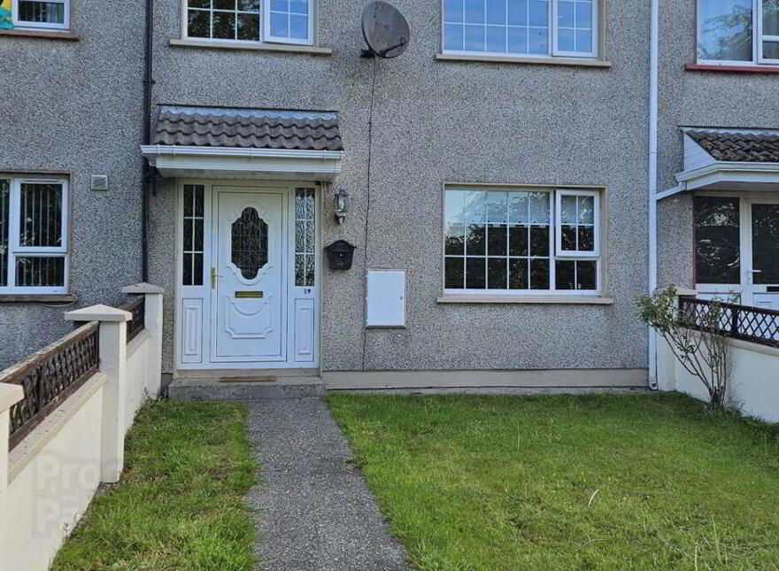 19 Mulreany Terrace, Stranorlar, F93C4H5 photo
