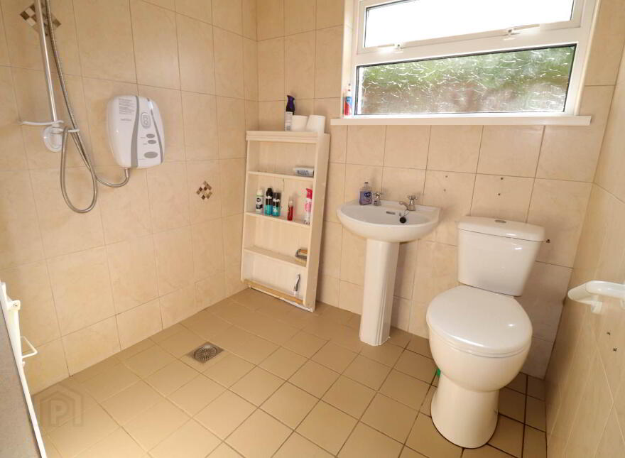 27 Drumlin Heights, Sligo Road, Enniskillen, BT74 7NR