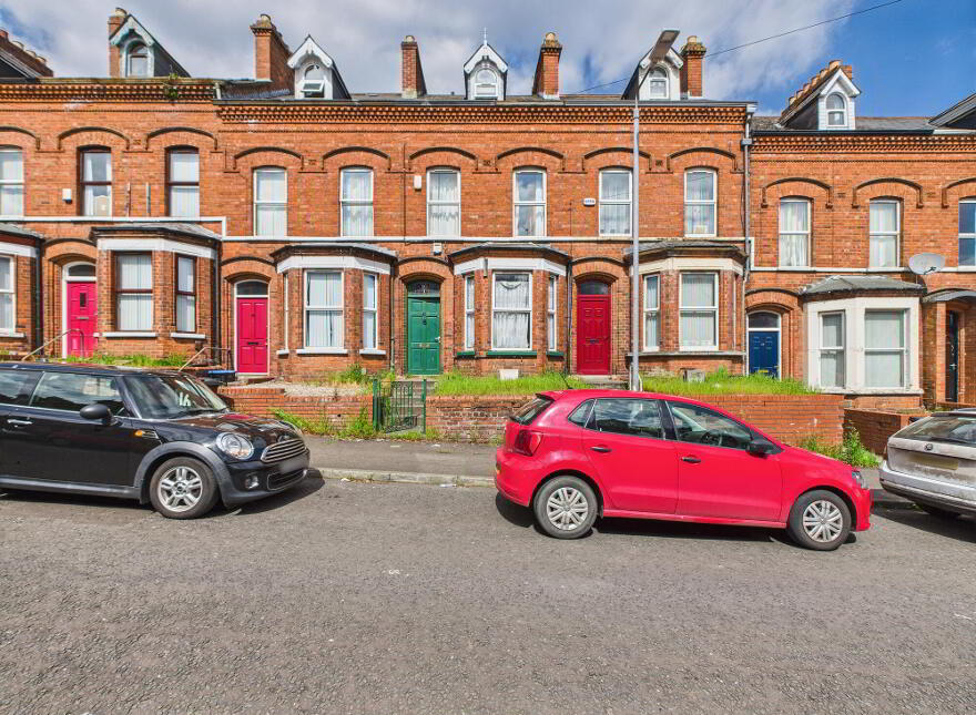16 Stranmillis Gardens, Belfast, BT9 5AS photo