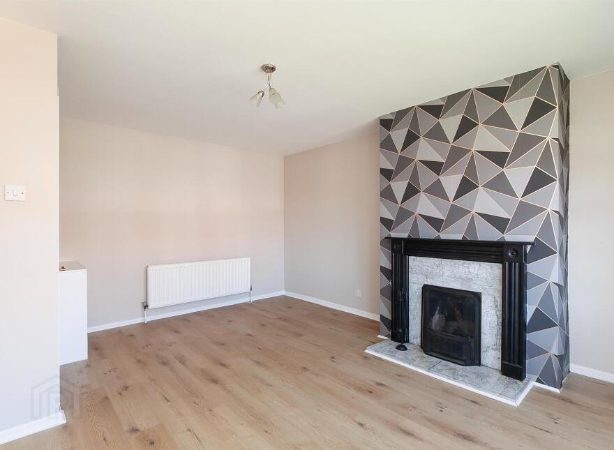 25 Hollybrook Grove, Newtownabbey, BT36 4ZR